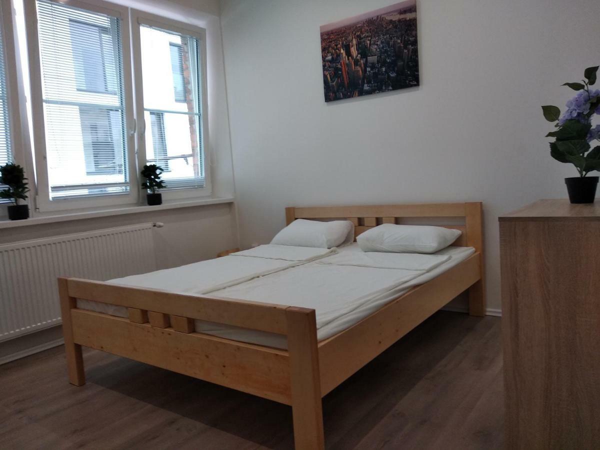 Kate & Jenny Apartments - Cosy Place In The City Center Μπρατισλάβα Εξωτερικό φωτογραφία