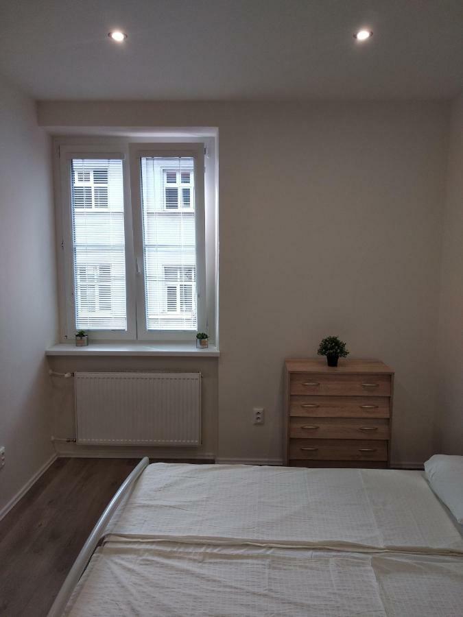 Kate & Jenny Apartments - Cosy Place In The City Center Μπρατισλάβα Εξωτερικό φωτογραφία